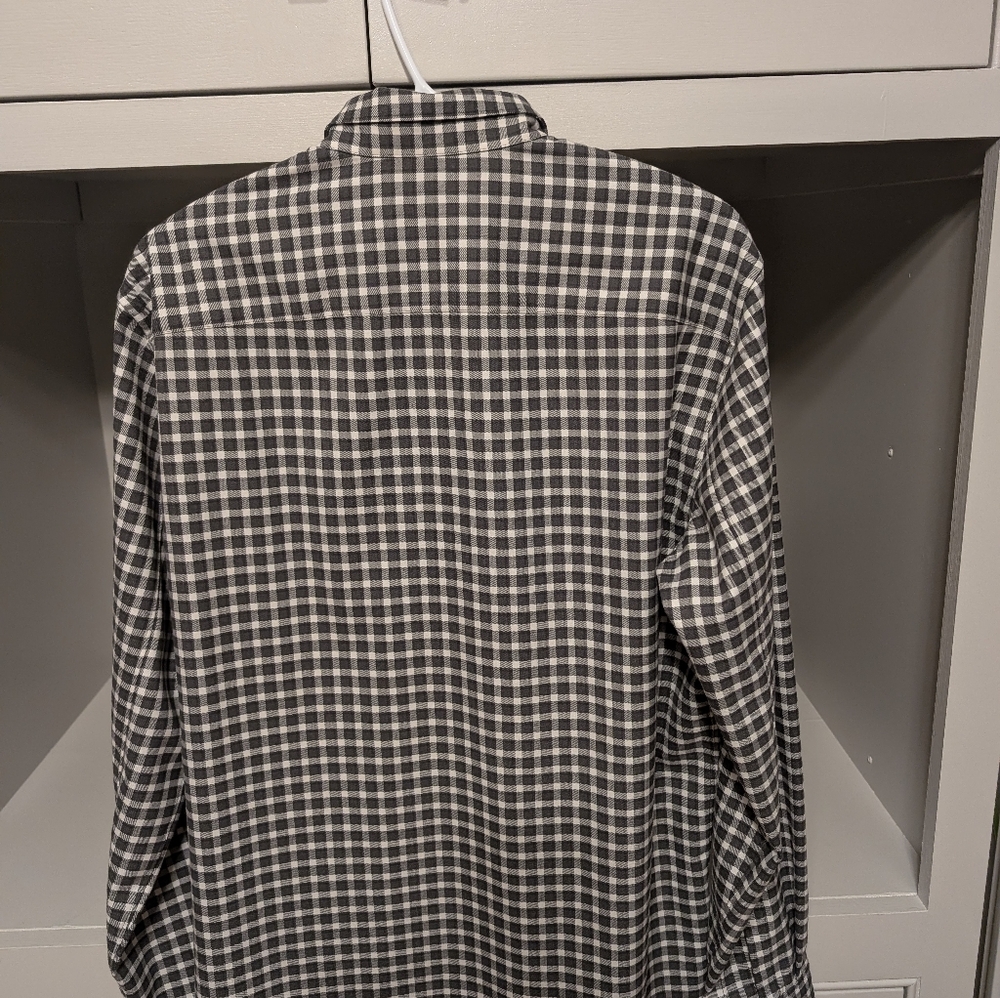 NWOT's Theory Men's L charcoal grey and white button shirt ...looks dressy - Picture 9 of 10